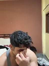 Vihaaanfucks webcam model stream image