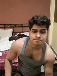 Vihaaanfucks webcam stripchat model stream image