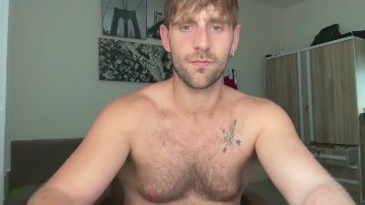 LukeGunn webcam model stream image