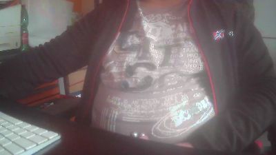 0000Piercing webcam model stream image