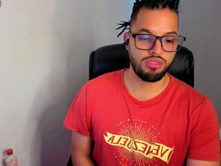 Amir Haidar webcam model stream image