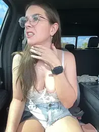 MaggyMayI webcam model stream image