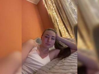 LadyCherry webcam bongacams model stream image