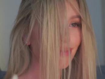 agent_blonde webcam model stream image