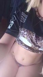 Modelteen webcam model stream image