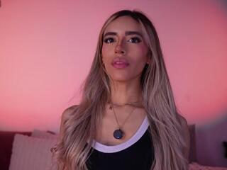 Stormi Russo webcam flirt4free model stream image