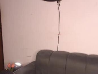 doll_and_thebrown webcam model stream image