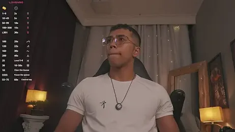 Colstorw_ webcam stripchat model stream image