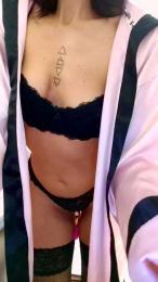 Caledoniax2 webcam model stream image