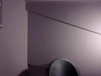 anika_heir webcam model stream image