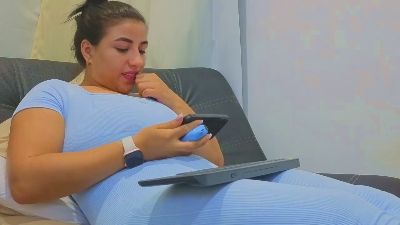 lauraa262 webcam cam4 model stream image