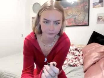 ariah_is_blonde webcam model stream image