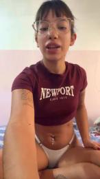 anahi50 webcam model stream image