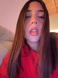 vellaah webcam stripchat model stream image