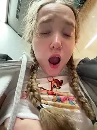 bambi_lu webcam model stream image