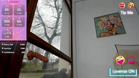 Mia__Milan webcam model stream image