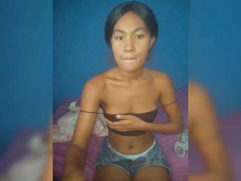 Carmella1 webcam bongacams model stream image