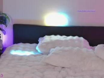 uwuxo webcam model stream image