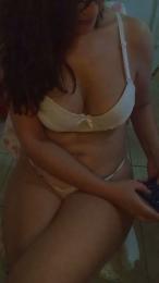 GuadaGatita webcam model stream image