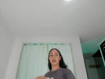 issalovexxx webcam chaturbate model stream image