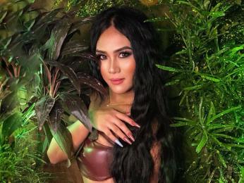 KentAshleyGrey webcam model stream image