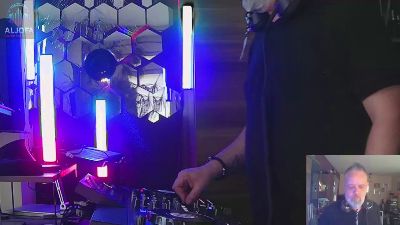 1st_omen webcam model stream image