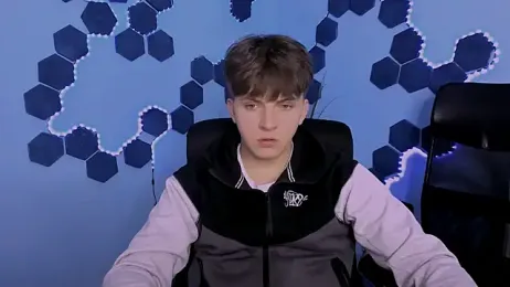 travis_wolf_ webcam model stream image