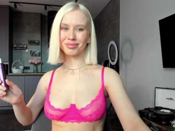 Sunlovv webcam model stream image