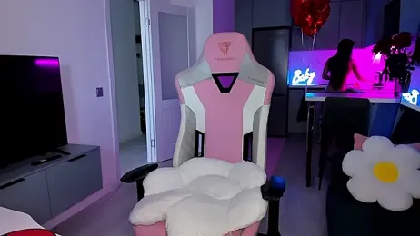 wow_lovie webcam model stream image