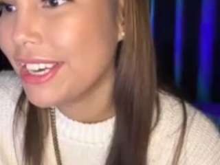 lillytillercam webcam model stream image