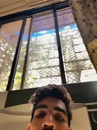 dicksize_9inch webcam model stream image