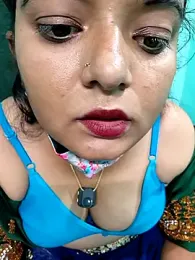 Ramya-hot-gueen webcam model stream image