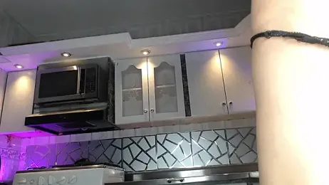 CrisOzzz webcam model stream image