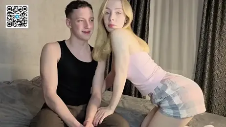 Emily0303 webcam model stream image