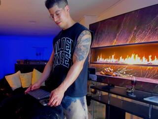 Lukas Greene webcam model stream image