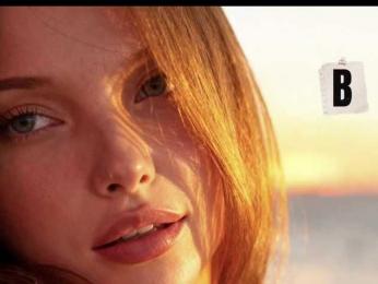 _Q_ webcam model stream image