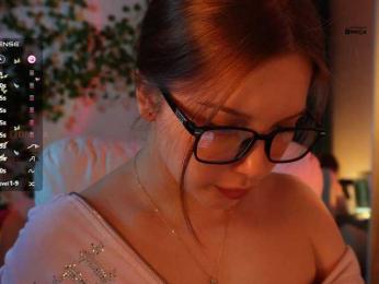 _Q_ webcam model stream image