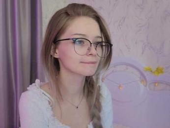 vialeta-baby webcam model stream image