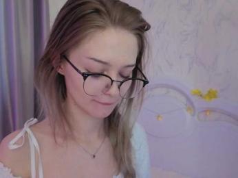 vialeta-baby webcam model stream image