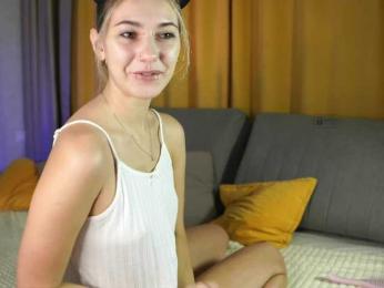 AngelinkaKitty webcam bongacams model stream image