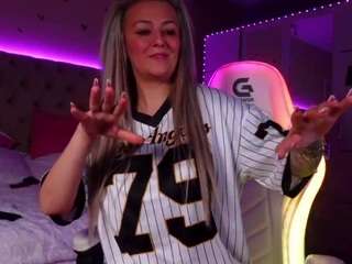 aliciarey webcam model stream image