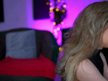 NayaQuinn webcam model stream image