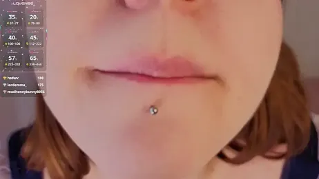 EvaaAnderson webcam model stream image
