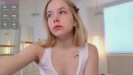 milly_shy webcam stripchat model stream image