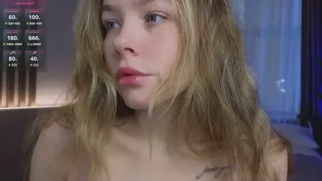 milly_shy webcam stripchat model stream image