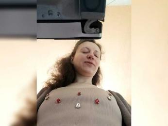 Viviennn webcam bongacams model stream image