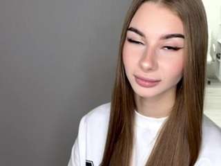 janniearonow webcam model stream image