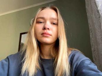 HerminiaLanting webcam model stream image