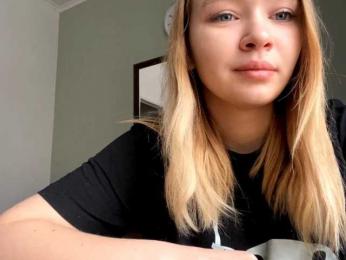 HerminiaLanting webcam model stream image