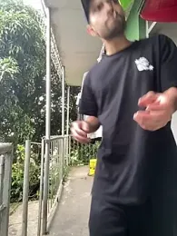 JE1999_28 webcam stripchat model stream image